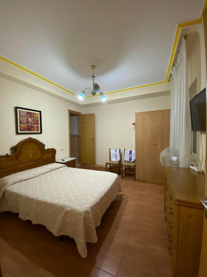 Pension Santa Clara Понтеведра Экстерьер фото